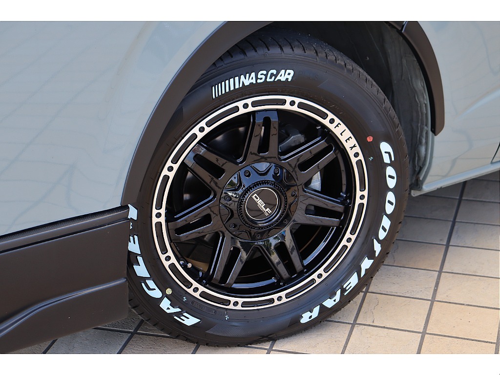 トヨタ ハイエースバン(41枚目)