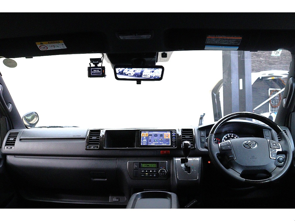 トヨタ&nbsp;ハイエースバン&nbsp;5D2.7スーパーGL DプライムⅡワイドL 4WD&nbsp;Coastlines Renoca&nbsp;大阪府の詳細画像&nbsp;その11
