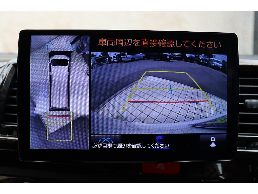 パノラミックビューモニターで見えにくい場所もサポート！
