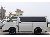 給油口はガラスリッドでおしゃれ♪