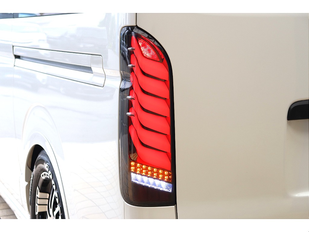 LEDテールランプでかっこいい仕上がりに！
