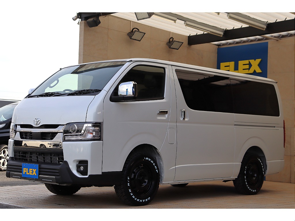トヨタ ハイエースバン(32枚目)