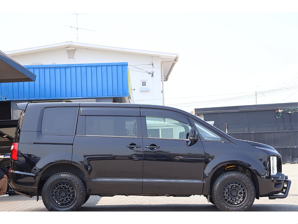 デリカD：5 2.2 ブラック エディション ディーゼルターボ 4WD