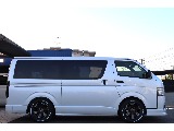 トヨタ ハイエースバン(10枚目)