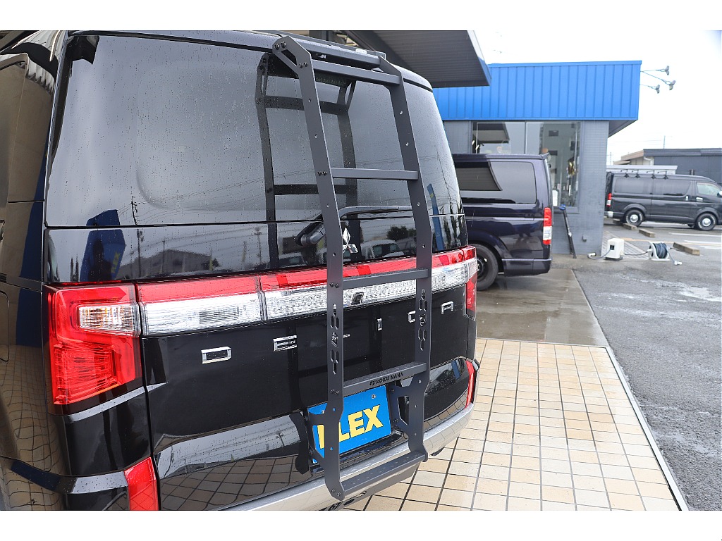 三菱&nbsp;デリカD：5&nbsp;2.2DT Gパワーパッケージ 4WD&nbsp;FLEX CUSTOM&nbsp;大阪府の詳細画像&nbsp;その12