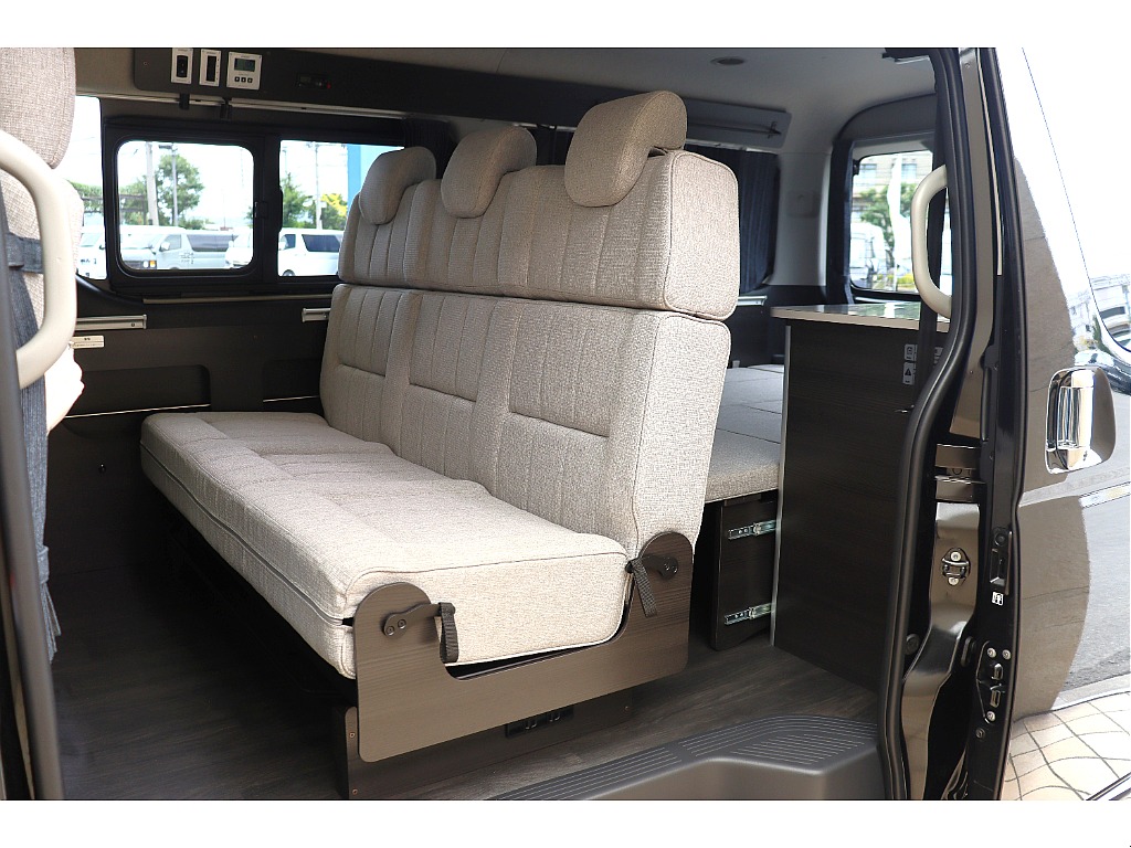 トヨタ&nbsp;ハイエース&nbsp;ワゴン2.7GLロング ミドルルーフ 4WD&nbsp;パーキングサポート キャンピングカーBELUGA&nbsp;大阪府の詳細画像&nbsp;その15