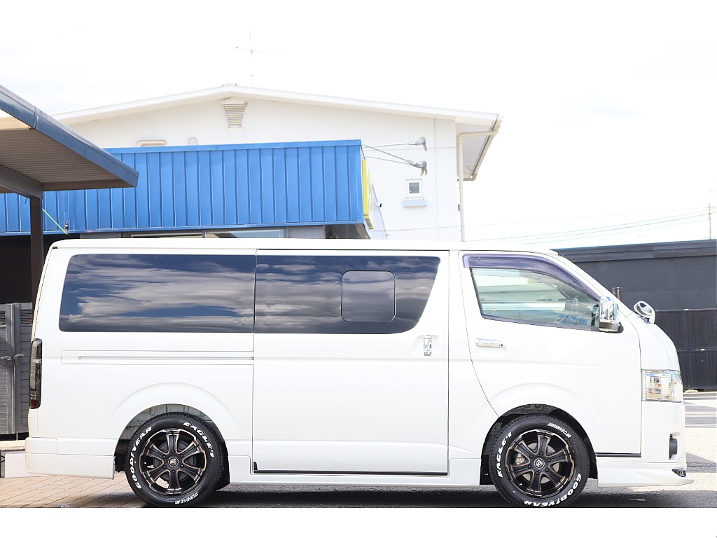 【ハイエースバン 2.8 スーパーGL ダークプライムⅡ ロングボディ ディーゼルターボ 4WD】