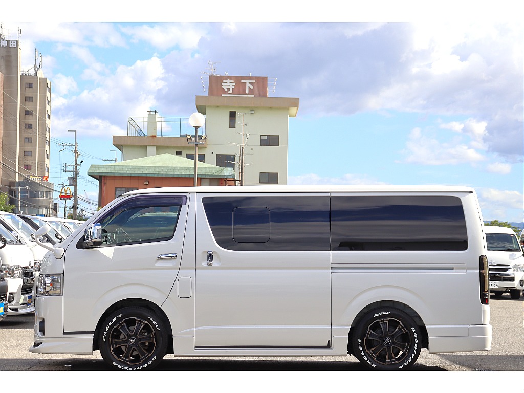 【ハイエースバン 2.8 スーパーGL ダークプライムⅡ ロングボディ ディーゼルターボ 4WD】