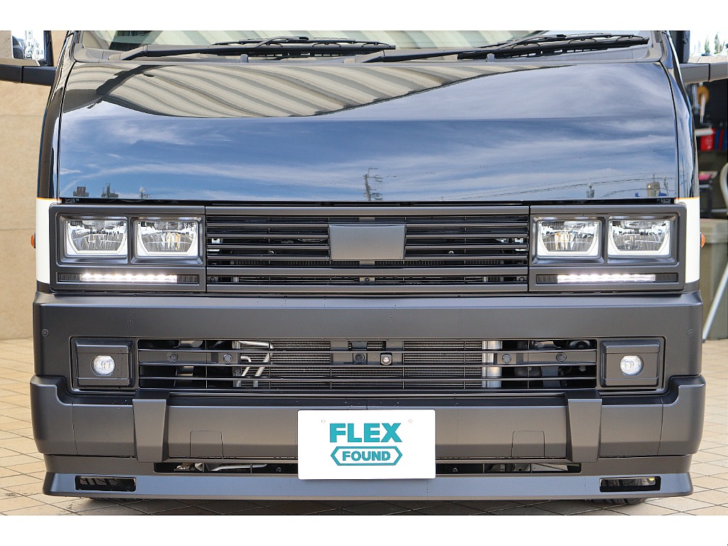 【FLEX FOUND CARICA/ハイエースダークプライムⅡガソリン2WD】FLEX×アルパインスタイル！！先行展示開始！！