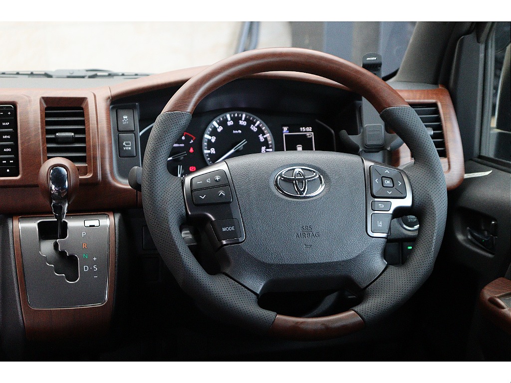 トヨタ&nbsp;ハイエースバン&nbsp;5D2.0スーパーGLダークプライムⅡロング&nbsp;FOUND CARICA&nbsp;大阪府の詳細画像&nbsp;その18