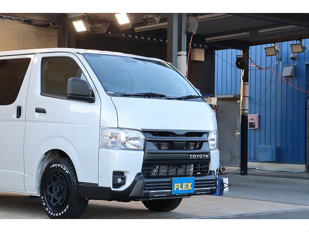 現行9型ハイエースバン2WDディーゼルターボ！