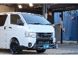 現行9型ハイエースバン2WDディーゼルターボ！