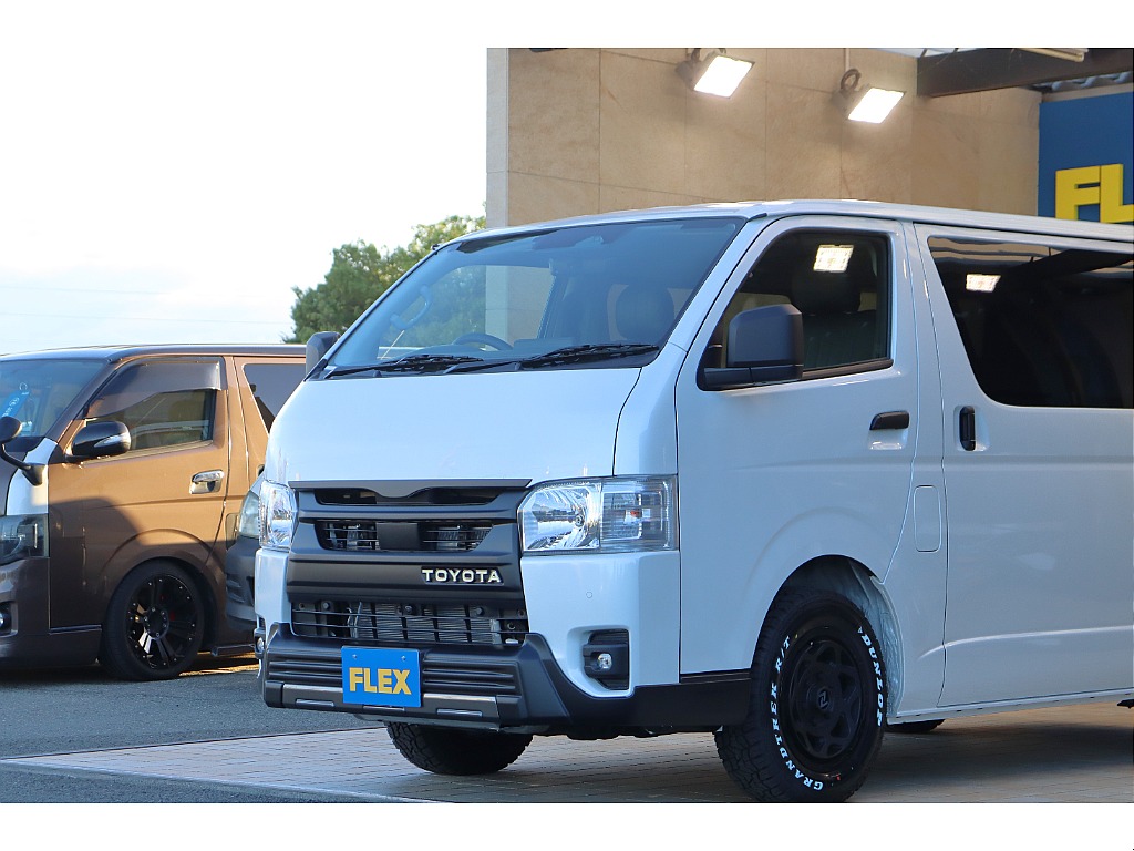 現行9型ハイエースバン2WDディーゼルターボ！