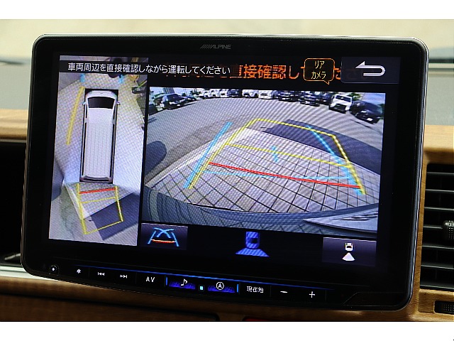 パノラミックビューモニターで駐車も安心♪