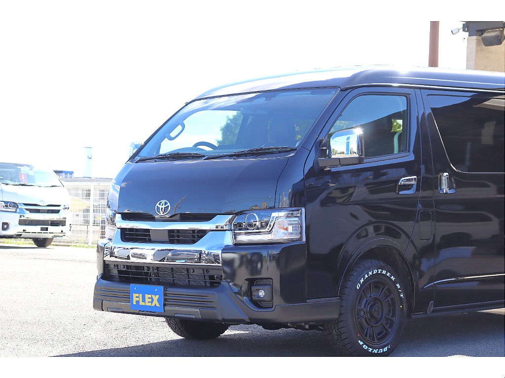 【新型ハイエース　ファインテックツアラー♪】