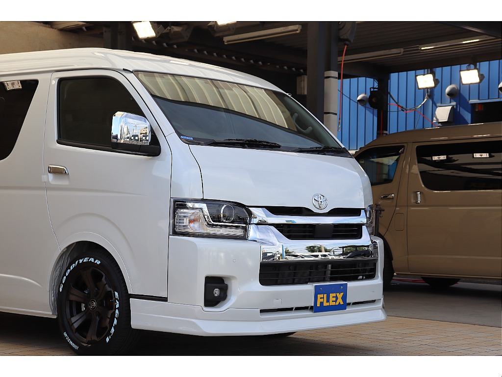 【新型9型/ハイエースGLガソリン2WD】Various内装架装！最大乗車人数8名♪