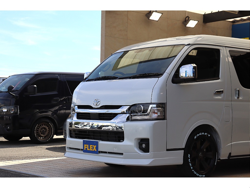 【新型9型/ハイエースGLガソリン2WD】Various内装架装！最大乗車人数8名♪