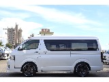 【新型9型/ハイエースGLガソリン2WD】Various内装架装！最大乗車人数8名♪