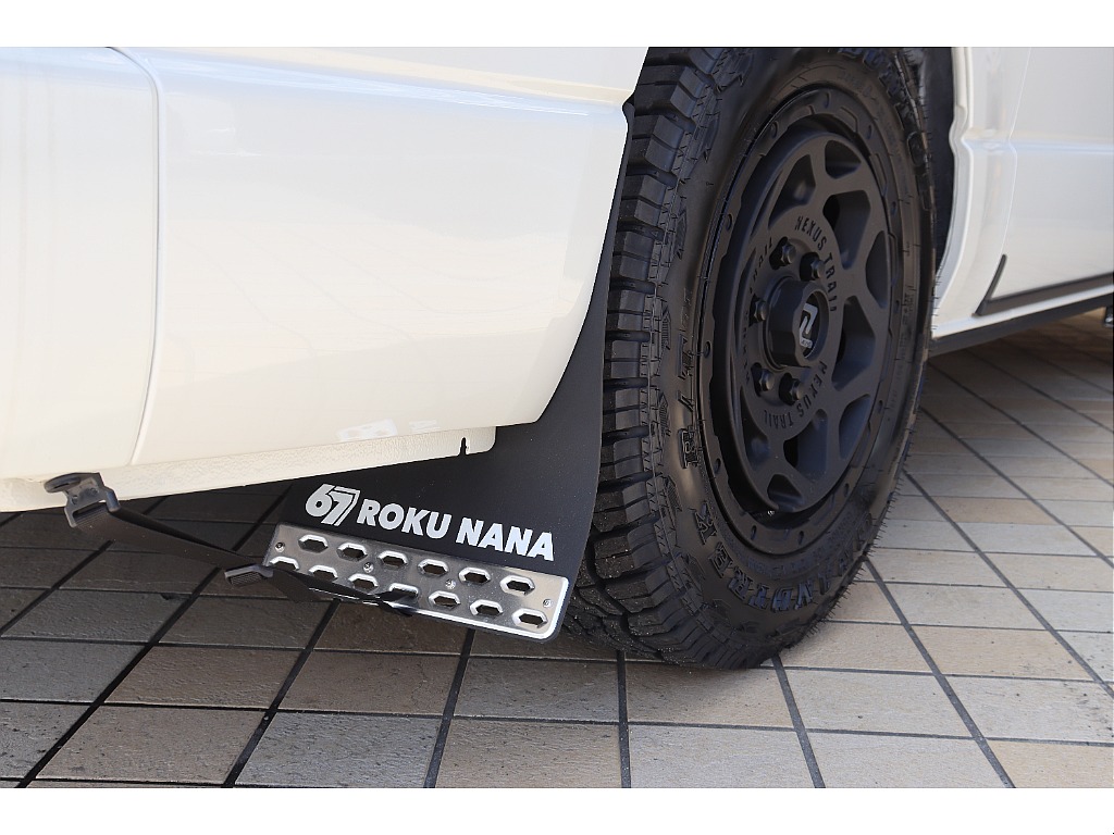 トヨタ&nbsp;ハイエースバン&nbsp;5D2.8DTスーパーGLダークプライムS L 4WD&nbsp;BlackEdition&nbsp;大阪府の詳細画像&nbsp;その9