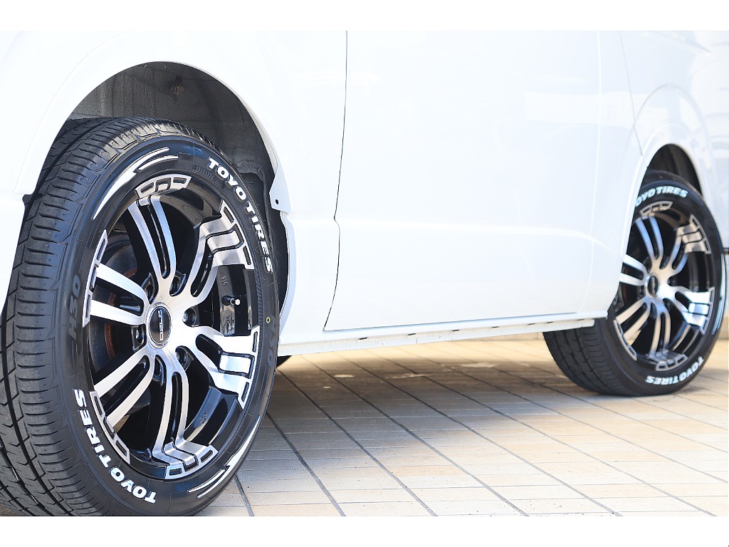 【厳選仕入れ/ダークプライムⅡディーゼル2WD】マルチロールトランスポーター♪オプションの折り畳みベッドキット付き♪