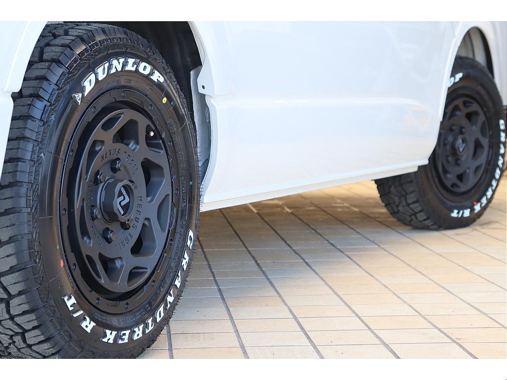 【☆新車☆ワゴンGL４WD/9型】内装架装 familiar×KNOT RECORDS！後席モニター装備♪