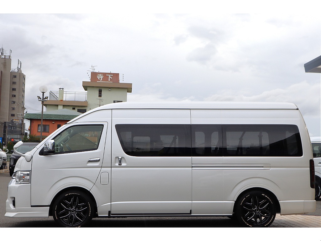 【希少在庫グランドキャビン/ガソリン4WD】専用ベッドキット装備済み♪ALPINEツインモニター♪