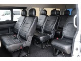 トヨタ&nbsp;ハイエース&nbsp;ワゴン2.7グランドキャビン 4WD&nbsp;10人乗り ベッドキット&nbsp;大阪府の詳細画像&nbsp;その2