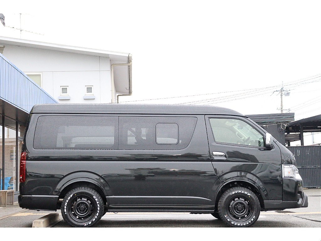 新車/改良後ハイエース/FLEXオリジナル内装架装Ver1ガソリン4WD】車中泊快適仕様♪後席モニター♪