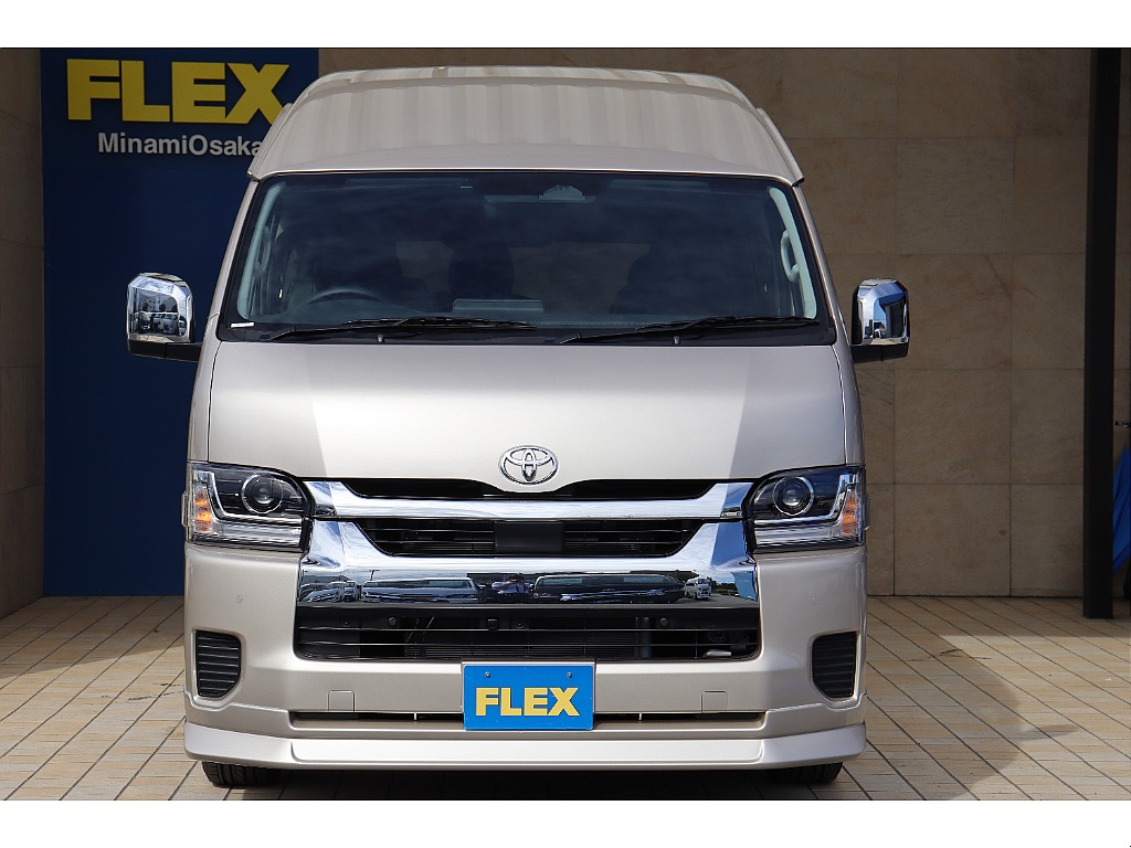 【新型ハイエース/グランドキャビン/ガソリン2WD】10名乗車！FLEXカスタム充実♪