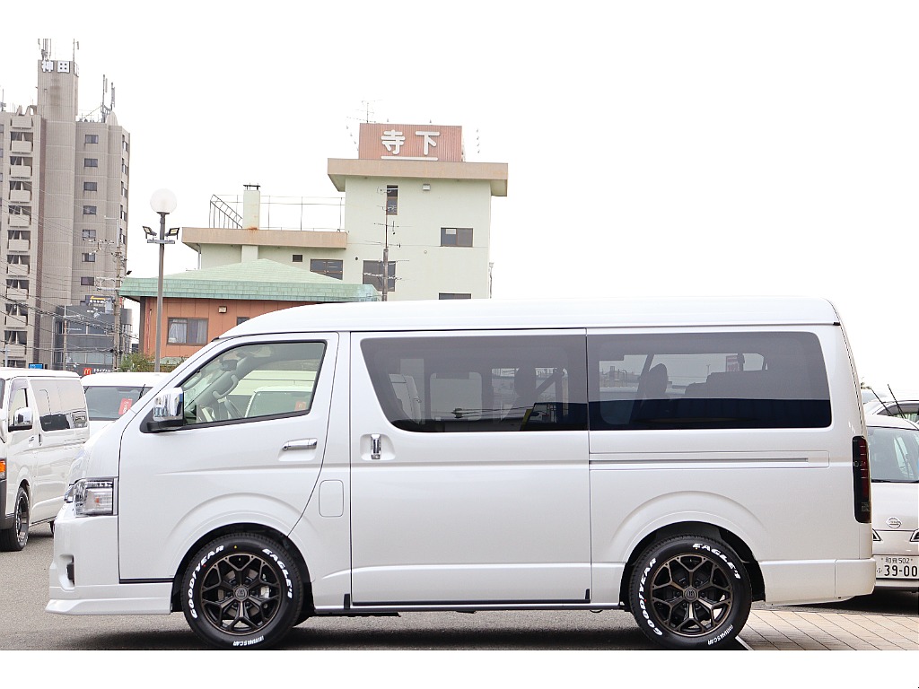 【新型/9型モデル！！ハイエースワゴンGL4WD/FLEXスマートベッドキット】前向き10名乗車！内外装カスタム済み♪