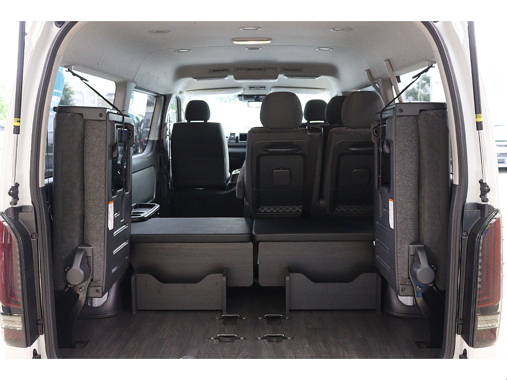 トヨタ&nbsp;ハイエース&nbsp;ワゴン2.7GLロング ミドルルーフ 4WD&nbsp;パーキングサポート 床張り施工&nbsp;大阪府の詳細画像&nbsp;その7