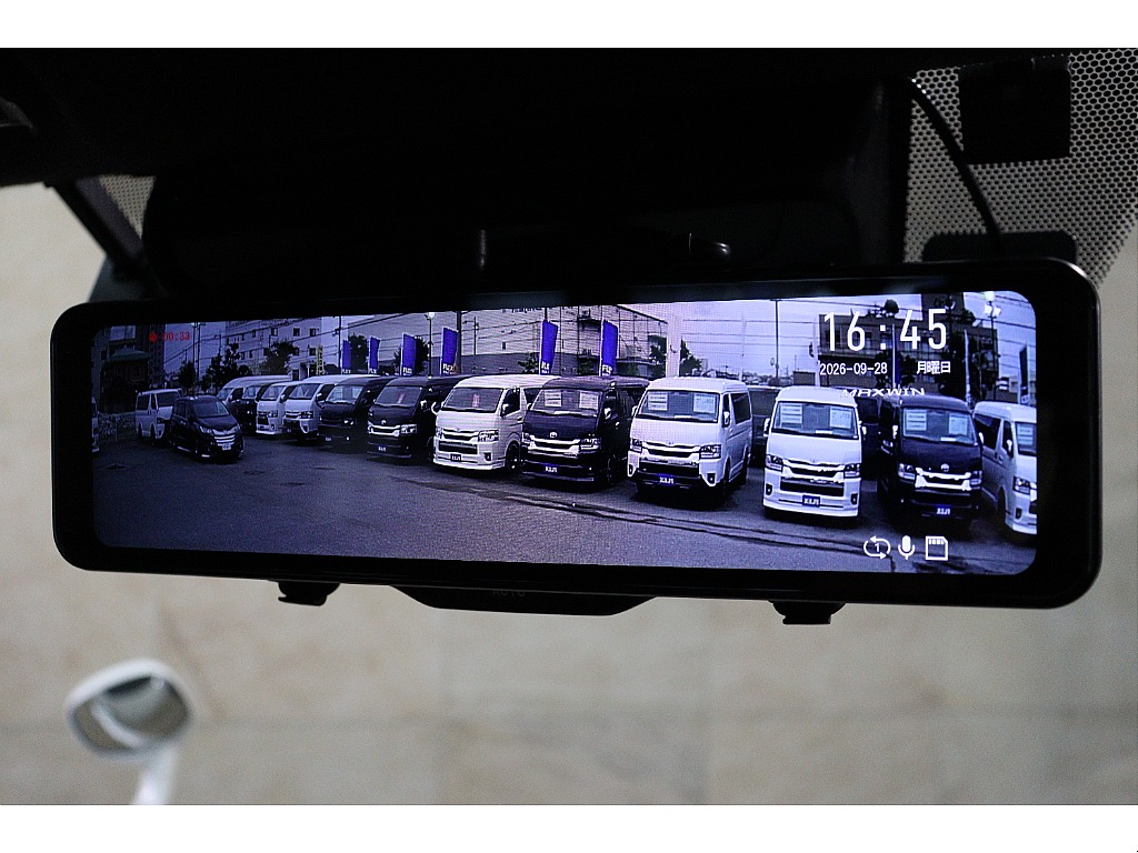 トヨタ&nbsp;ハイエースバン&nbsp;5D2.8DTスーパーGLダークプライムⅡロング&nbsp;【フルエアロ】&nbsp;大阪府の詳細画像&nbsp;その11