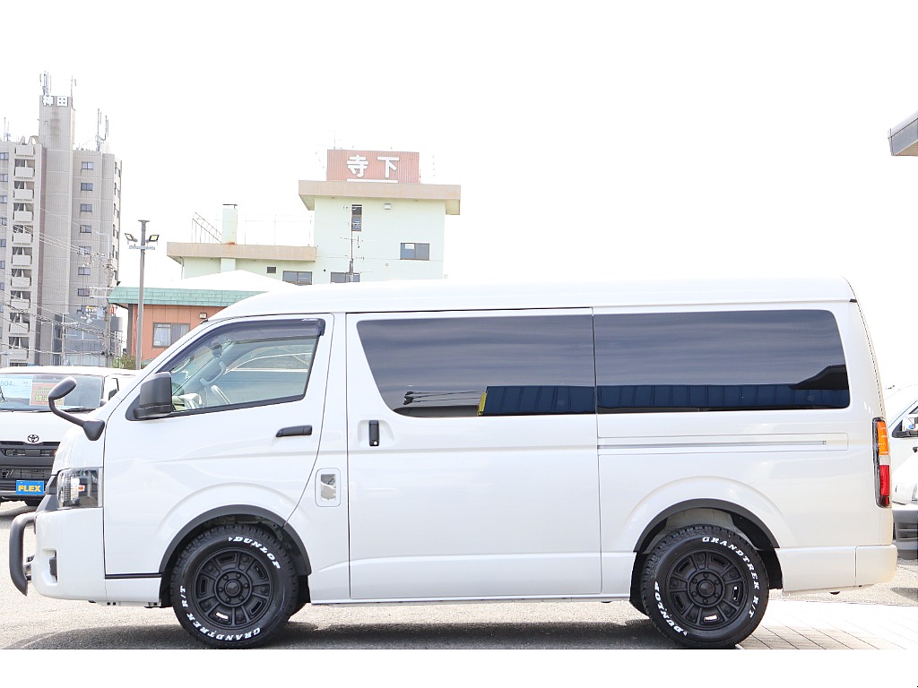 トヨタ&nbsp;ハイエース&nbsp;ワゴン2.7GLロング ミドルルーフ&nbsp;BlackEdition&nbsp;大阪府の詳細画像&nbsp;その18